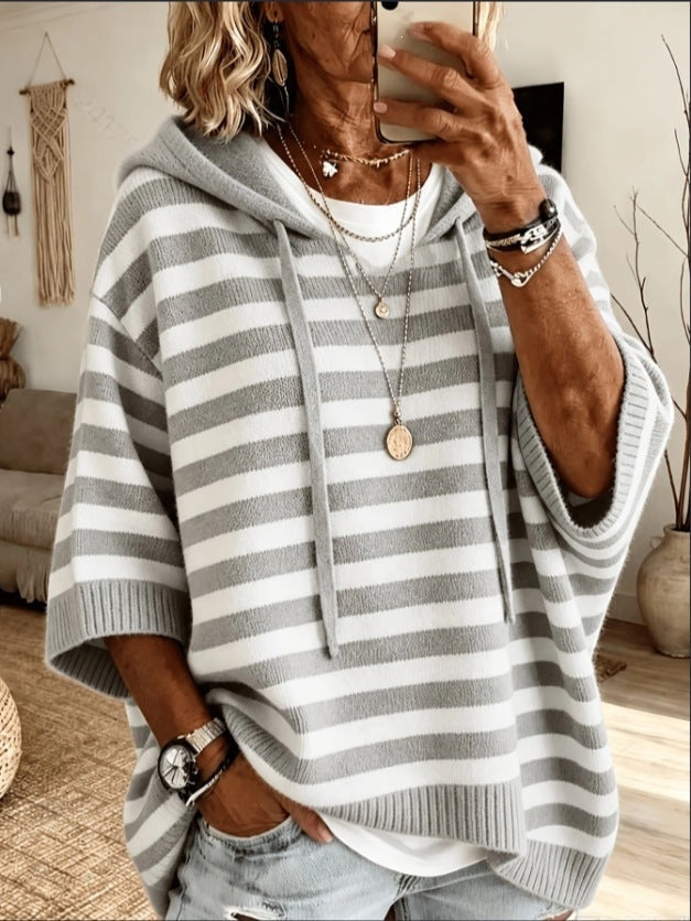 Elisa | Strickponcho mit Kapuze Damen Oversize