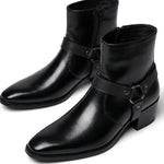 Fabian | Leder Stiefel Herren mit Harness-Riemen Spitze Zehenform Blockabsatz