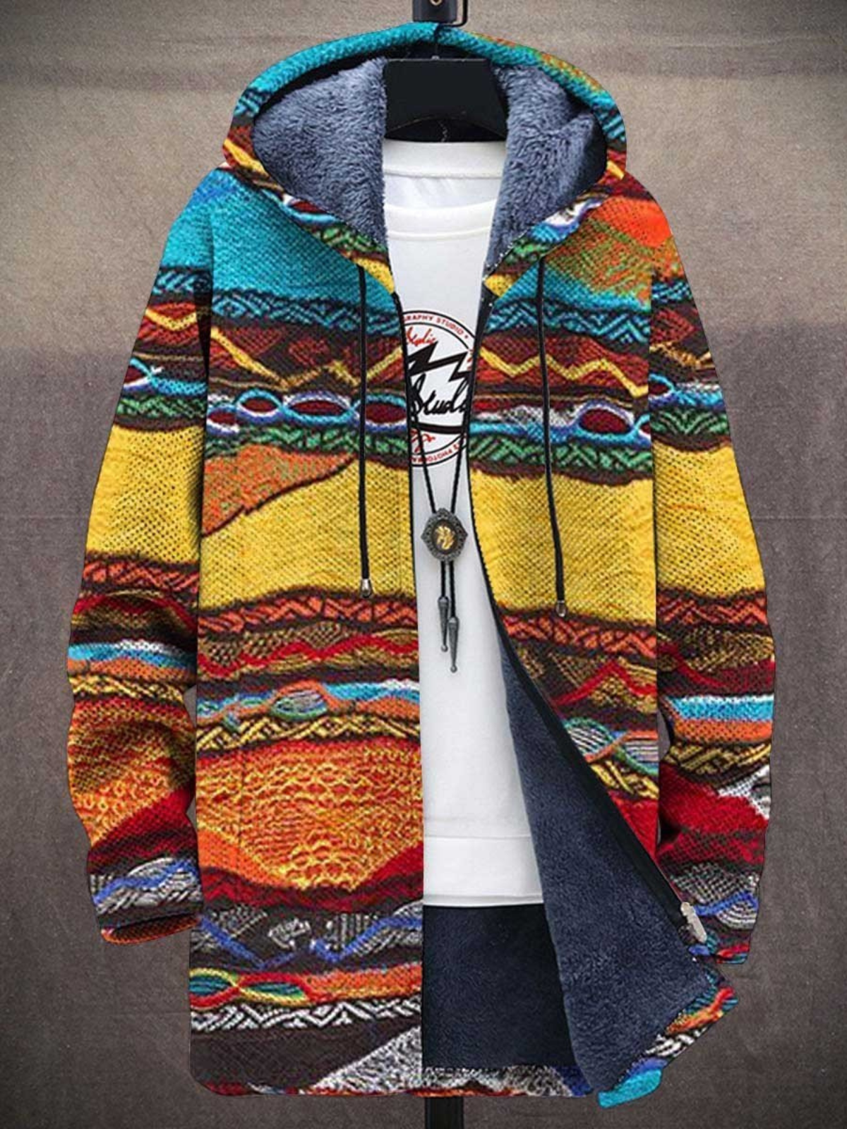 Florian | Strickjacke Herren mit Kapuze Ethno-Muster Fleece-Futter