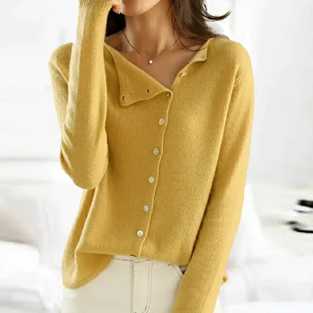 Janis | Strickjacke Damen mit Knöpfen Asymmetrisch Langarm