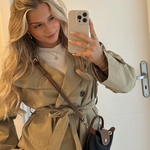 Kathrin | Kurzer Trenchcoat Damen Doppelreihig mit Bindegürtel