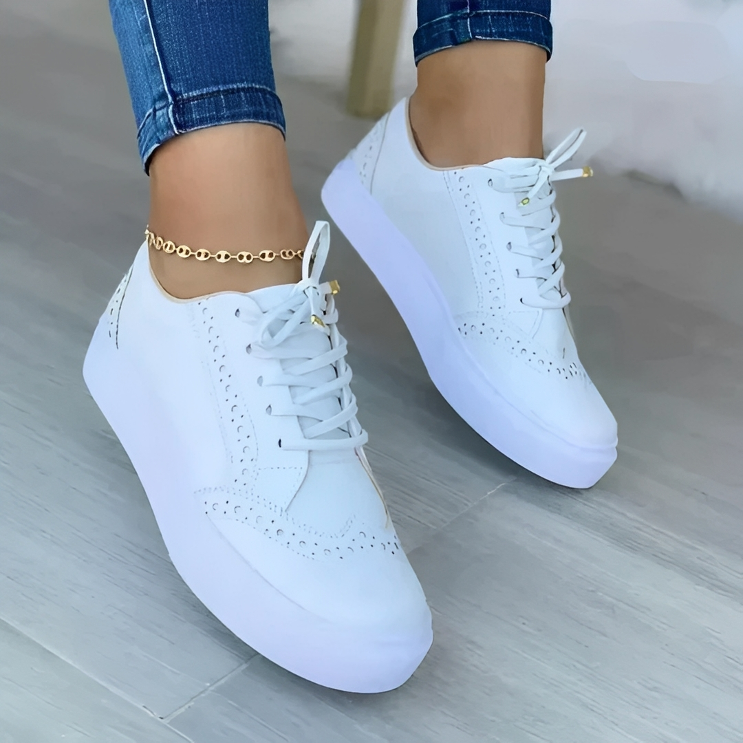Katja | Derby Schuhe Damen Plateau Brogue-Details