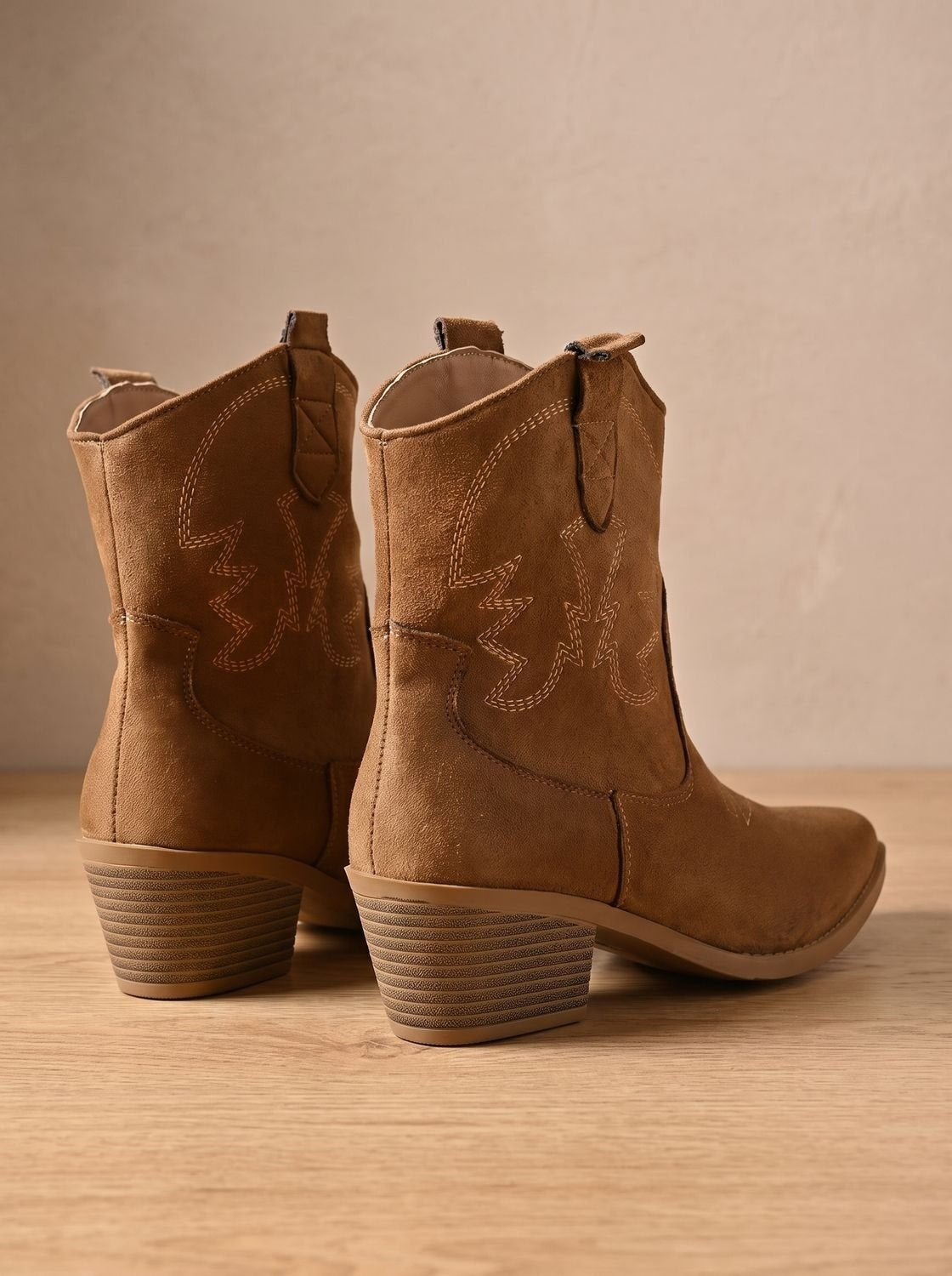 Luisa | Westernstiefelette Damen Veloursleder-Optik Blockabsatz Stickerei