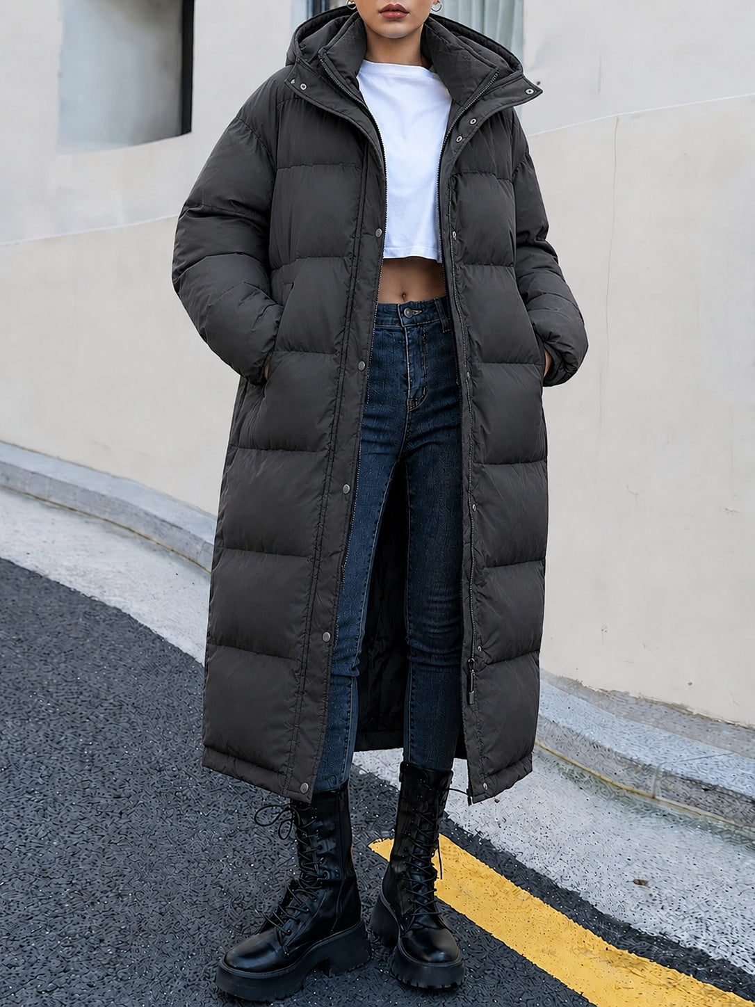 Mathilda | Lange Daunenjacke Damen mit Kapuze Steppjacke