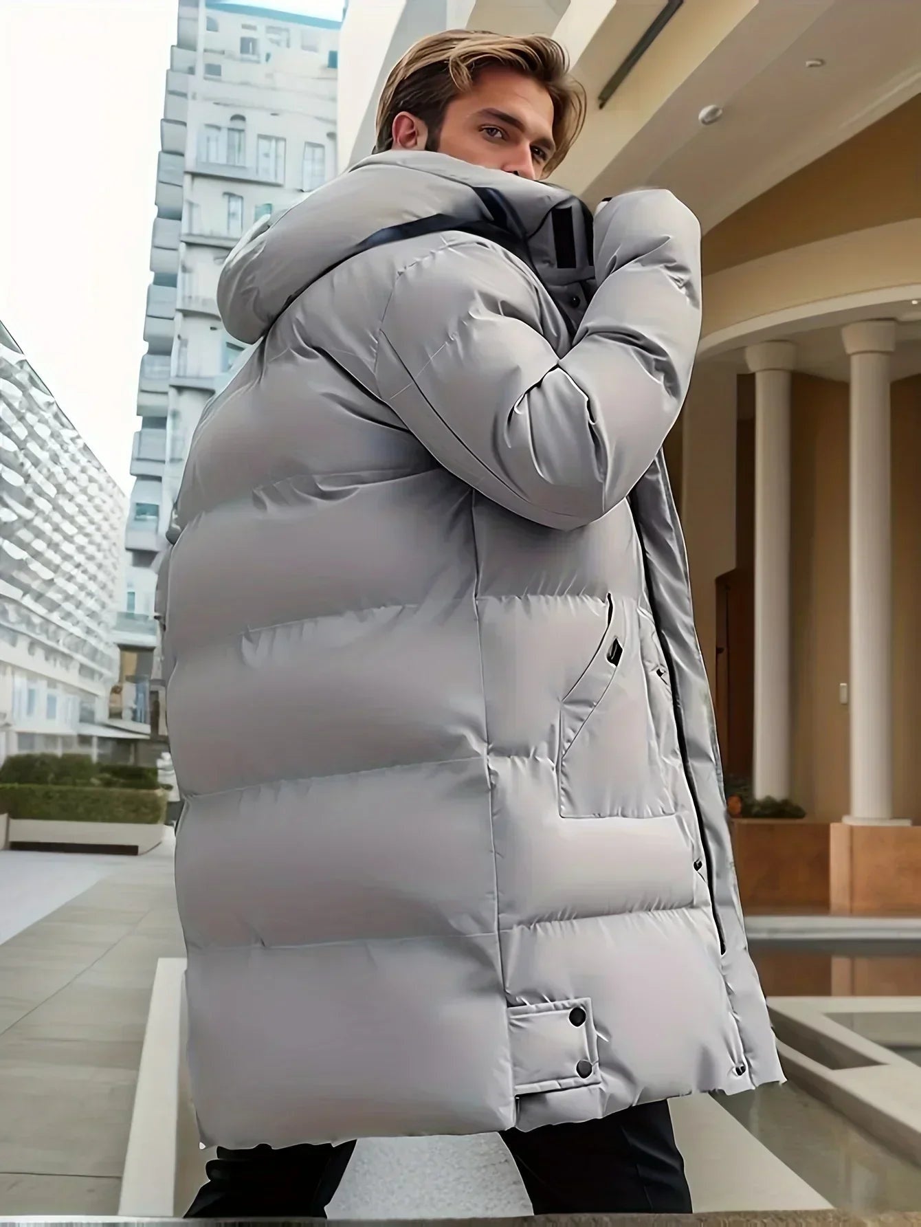 Nevio | Mittellange Pufferjacke mit Kapuze Jacke Herren Gesteppt