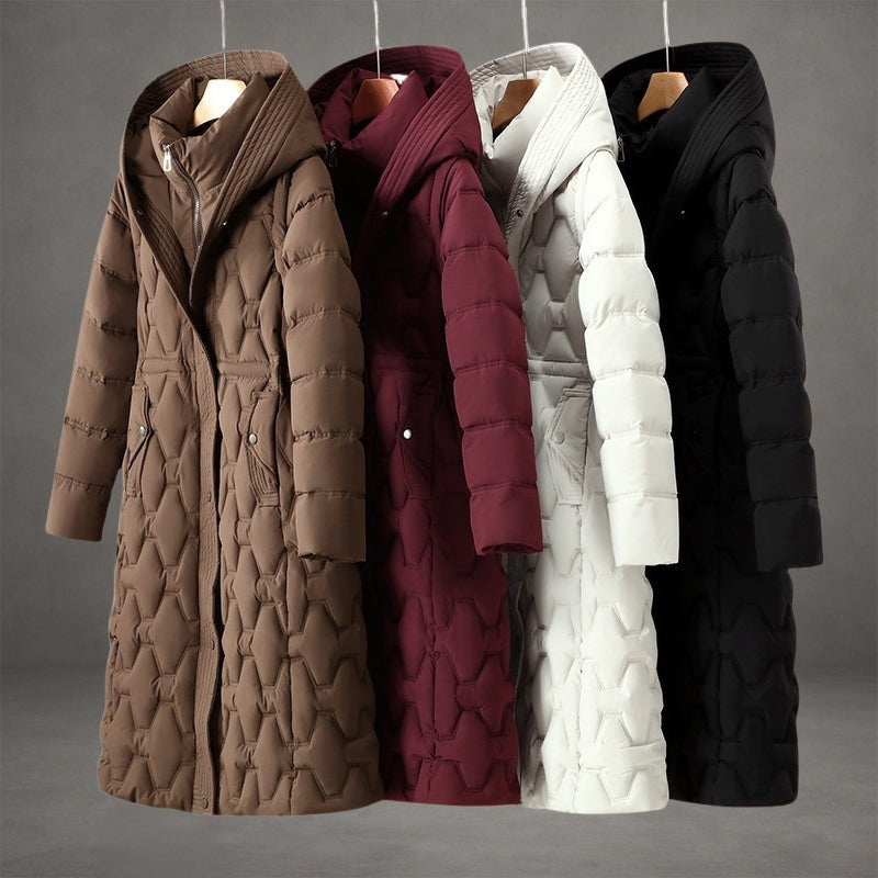 Priska | Lange Daunenjacke Damen mit Kapuze Taillenzug