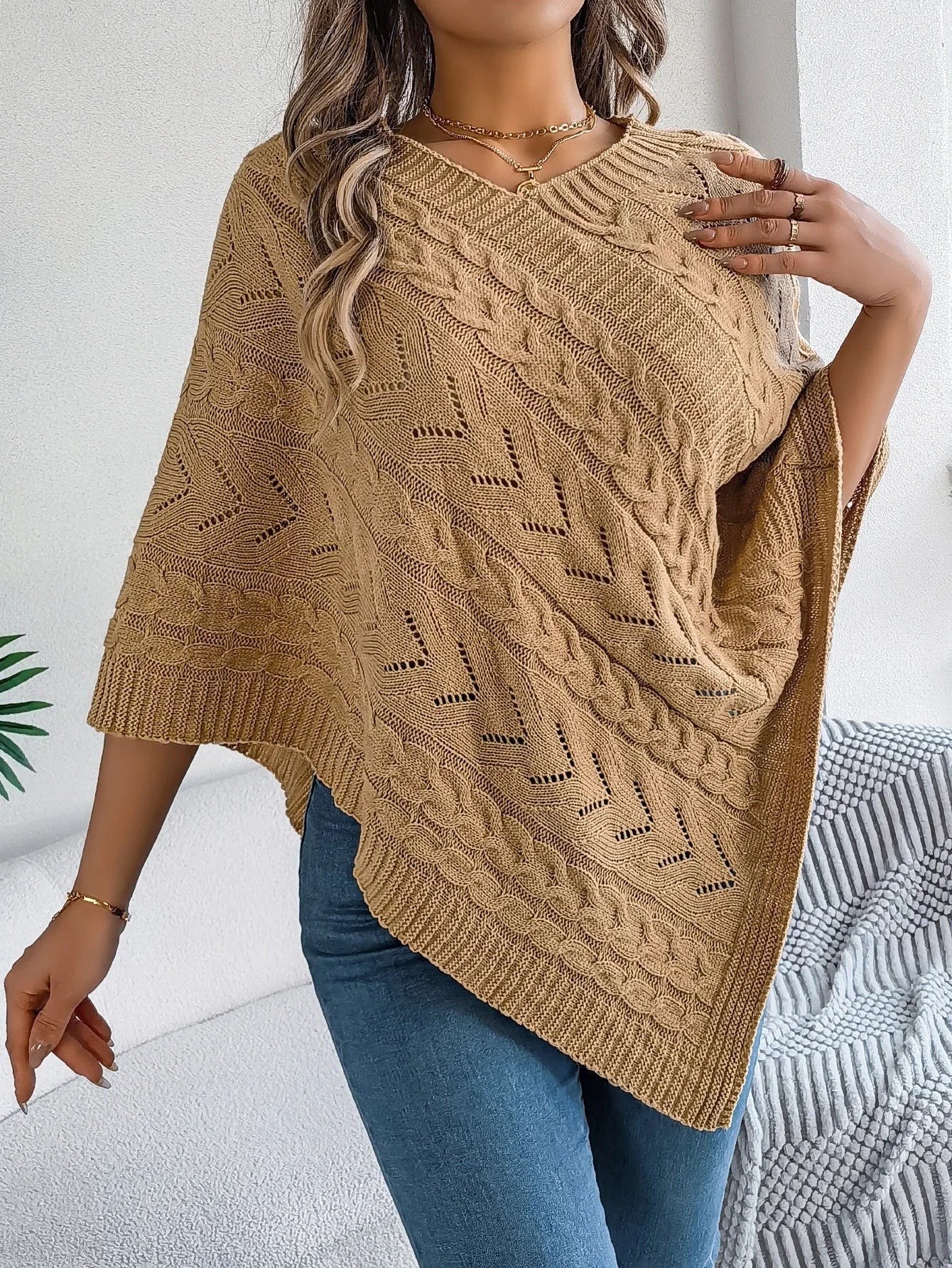 Ursina | Poncho Strick Damen Zopfmuster Asymmetrisch