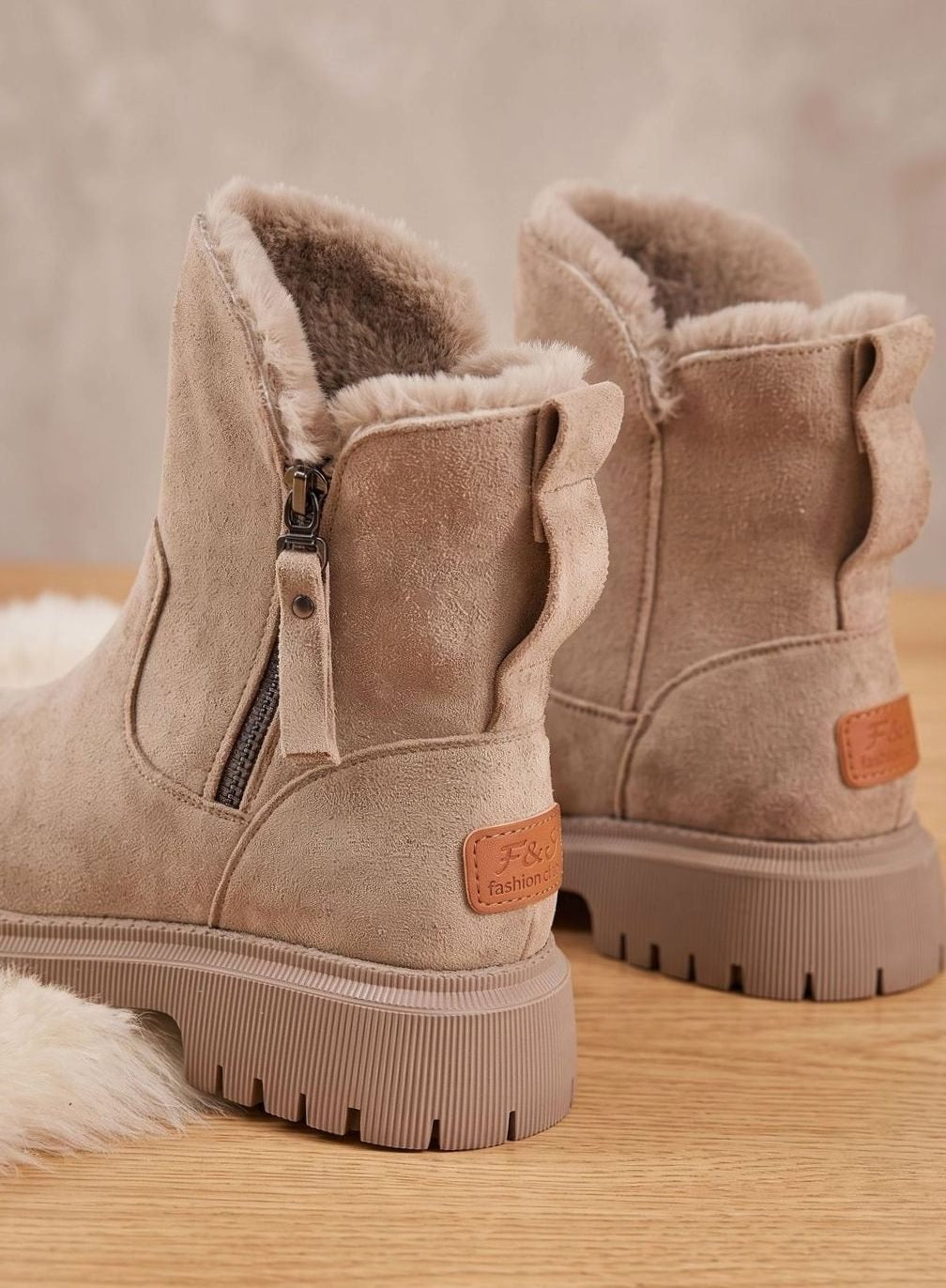 Ursina | Stiefeletten Damen Wildleder Gefüttert Reissverschluss Profilsohle